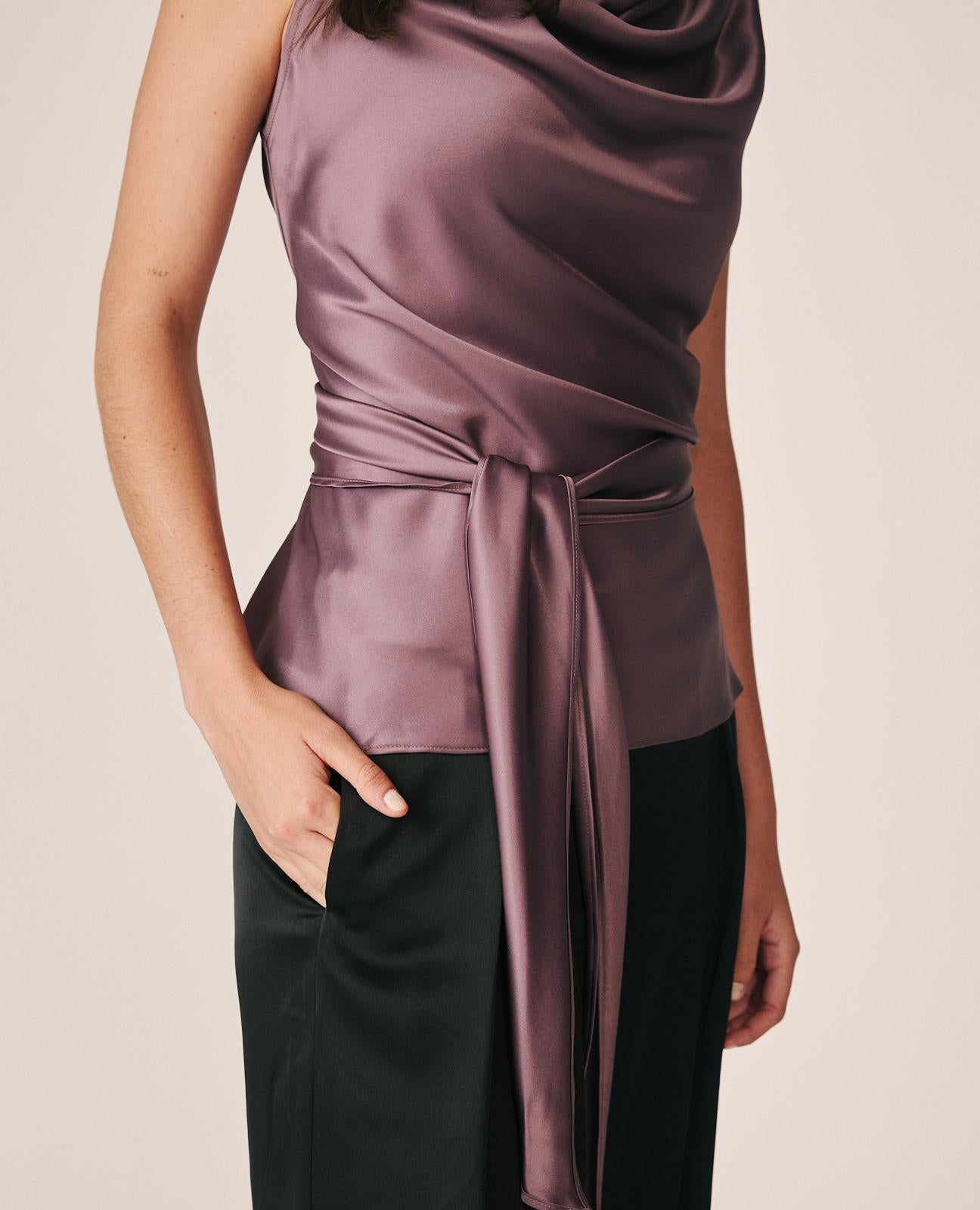 alma-en-pena-satin-bluse-mit-wasserfallausschnitt-lavendel-rmellos image 4