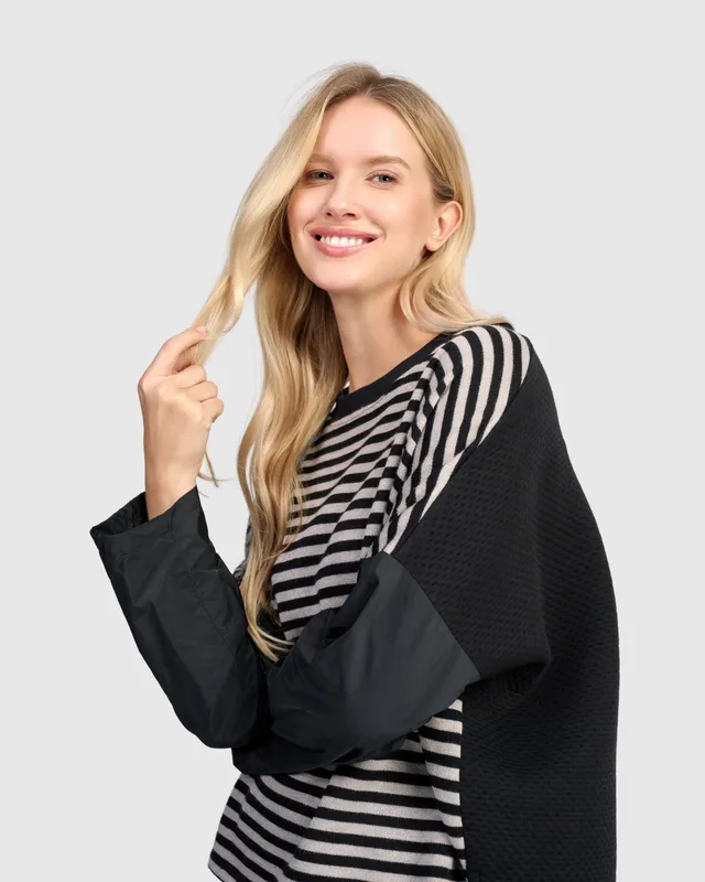 alembika-urban-sund-boxy-top-black-cloud-stripe image 1
