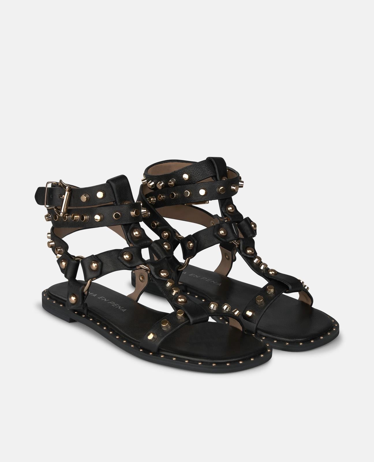 alma-en-pena-alfa-63632-plateau-sandale-im-greek-style-in-schwarz-nieten-4-5-cm image 2
