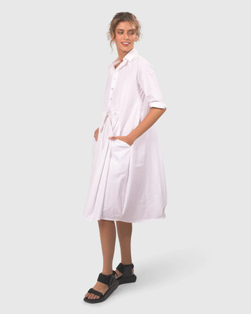 alembika-urban-cooler-kleid-wei image 2