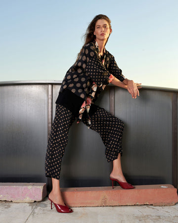 alembika-eclat-straight-pants-schwarz-bronze-dots image 2