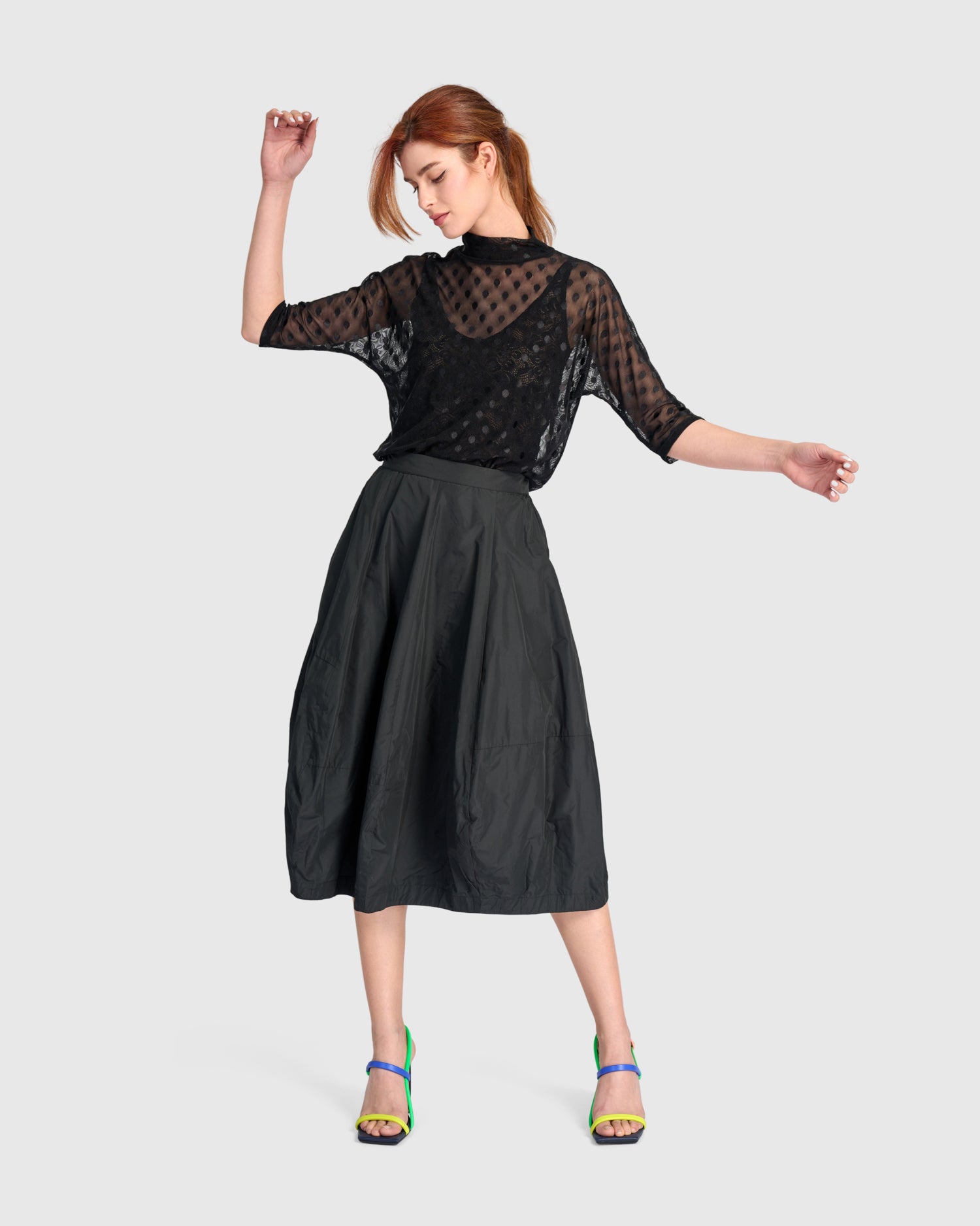 alembika-smolder-mockneck-top-mesh-top-schwarz image 6