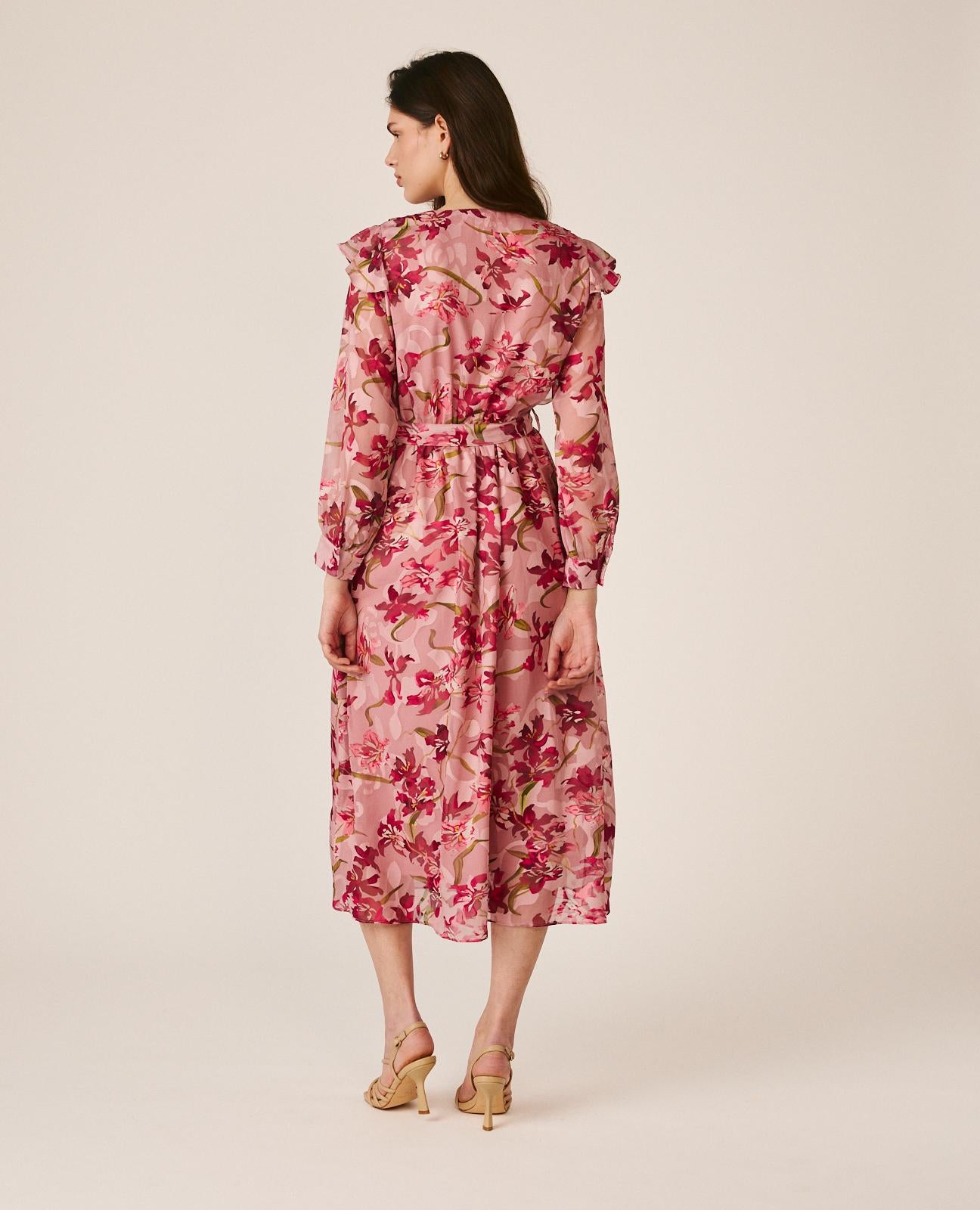 alma-en-pena-midi-dress-with-flowing-sleeves-blumen-midikleid-rosa image 6