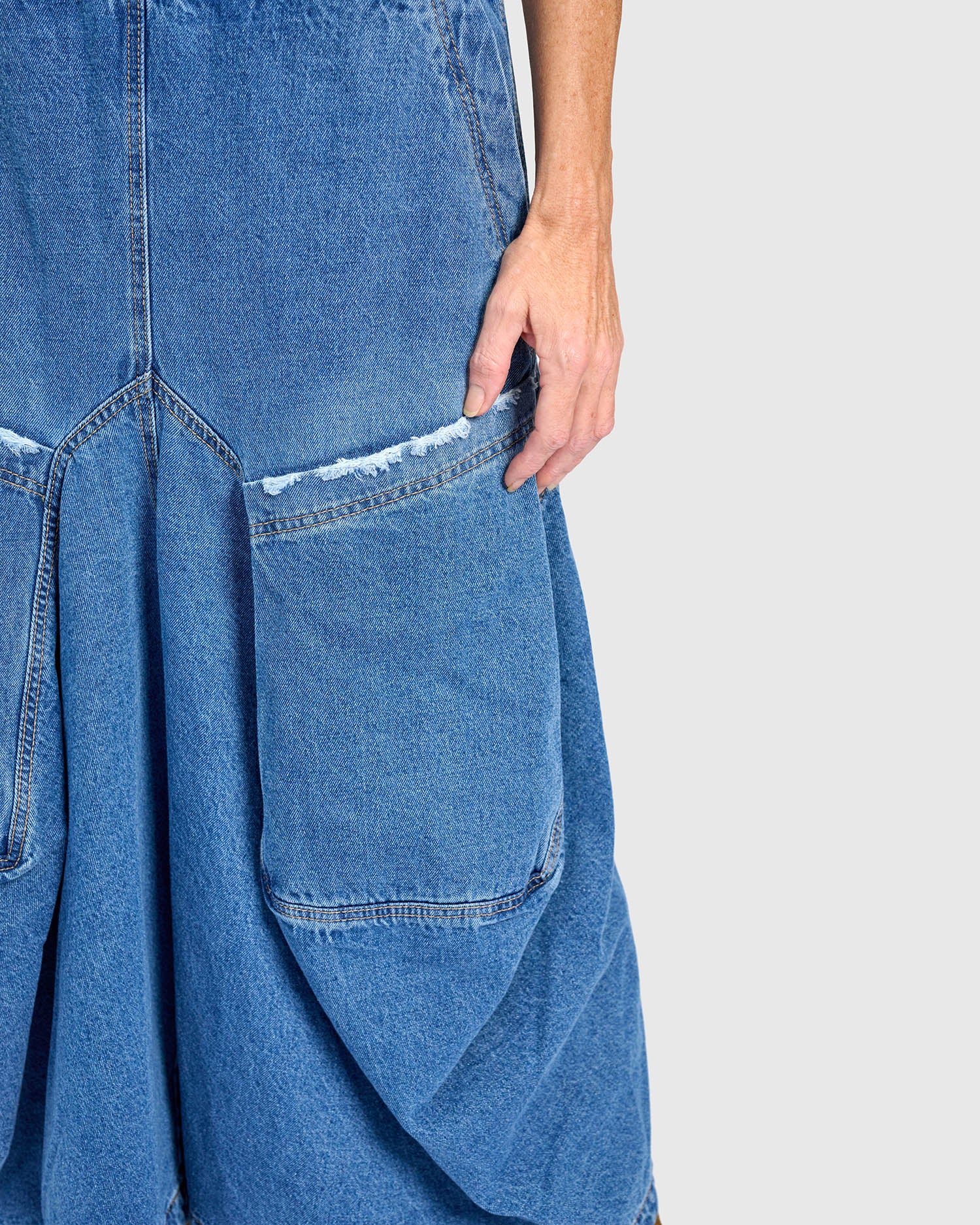alembika-harem-pockets-pants-ap711d-denim image 4