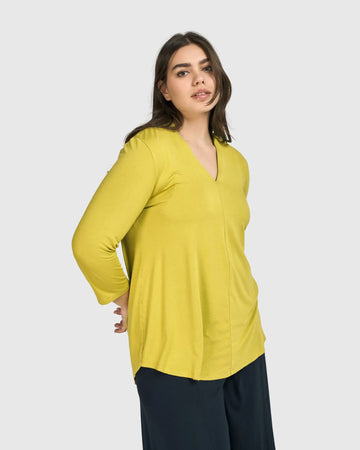 alembika-essential-v-neck-top-limette-3-4-arm image 3