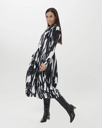 alembika-cyber-cocoon-kleid-brush image 4