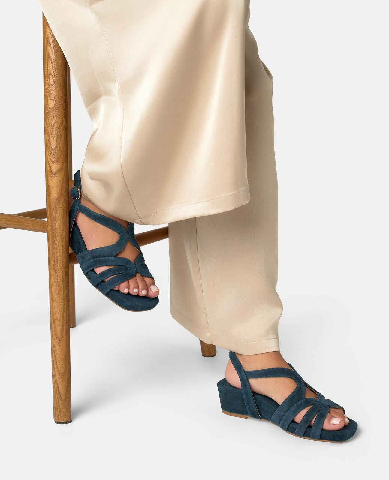 alma-en-pena-basic-keilsandalen-blau image 5