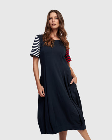 alembika-saint-marie-crew-cocoon-kleid-navy-midi-jersey image 6