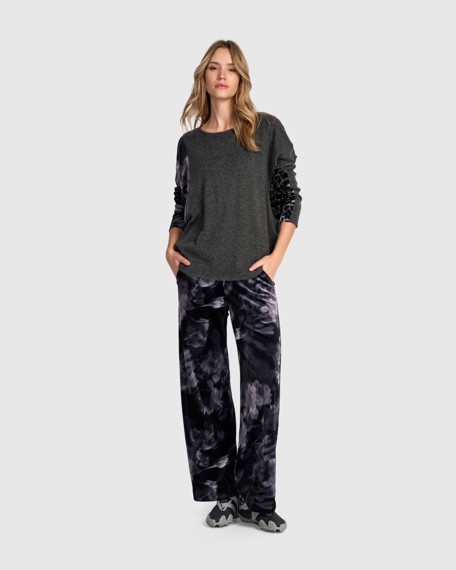 alembika-elemi-velvet-straight-hose-ap720f-smoke-flora-samthose image 2