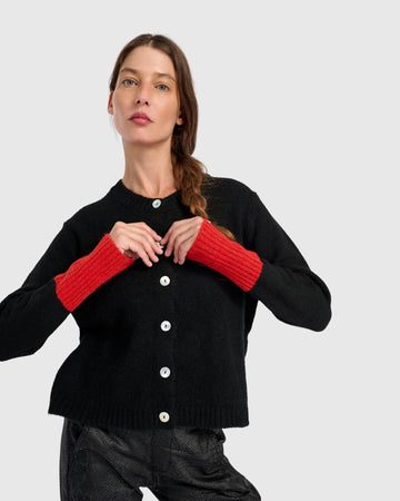 alembika-blackbird-cardigan-schwarz-vermillion image 2