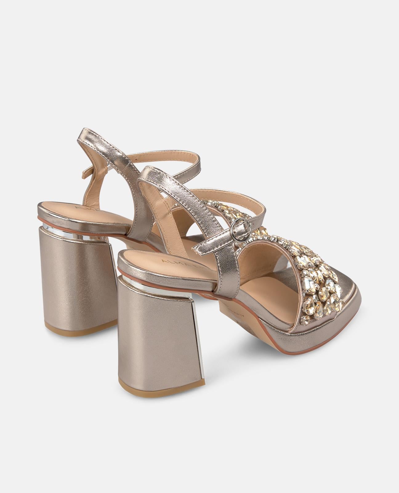 alma-en-pena-wide-strap-sandal-mit-strass-blockabsatz-8-5-cm-bronze image 3
