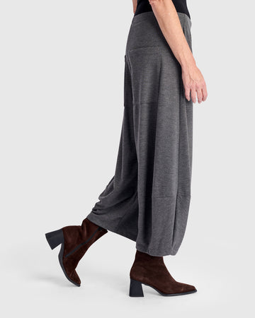 alembika-sunday-lantern-pants-grey-weite-cropped-hose image 2