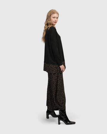 alembika-ready-for-anything-boxy-top-coffee-jersey-shirt-mit-must-saum image 8