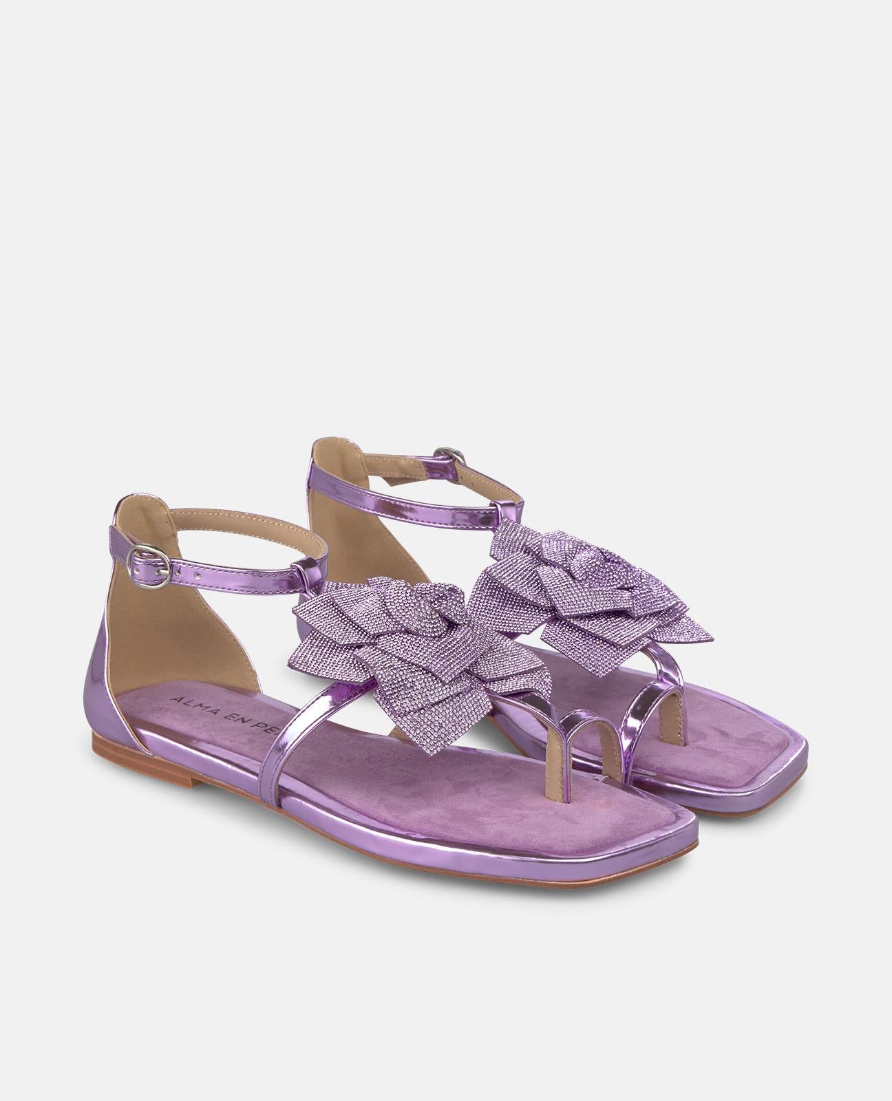 alma-en-pena-flower-flat-sandale-mit-strass-in-violett image 2