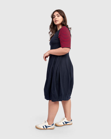 alembika-saint-marie-crew-cocoon-kleid-navy-midi-jersey image 4