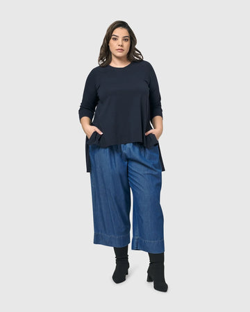 alembika-essential-hi-lo-top-navy-langarm image 2