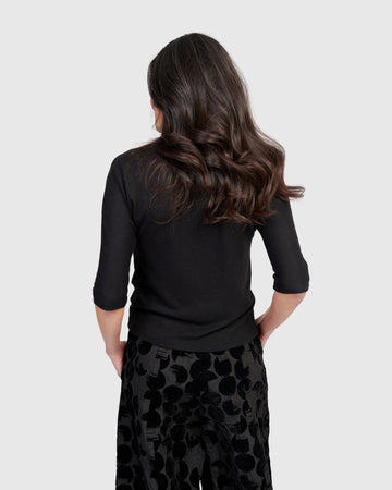 alembika-soft-knit-mockneck-tee-black-stehkragen-shirt image 3