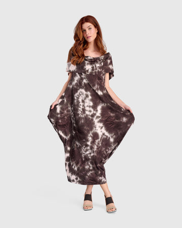 alembika-chai-savoir-maxi-kleid-braun-pink-tie-dye image 2