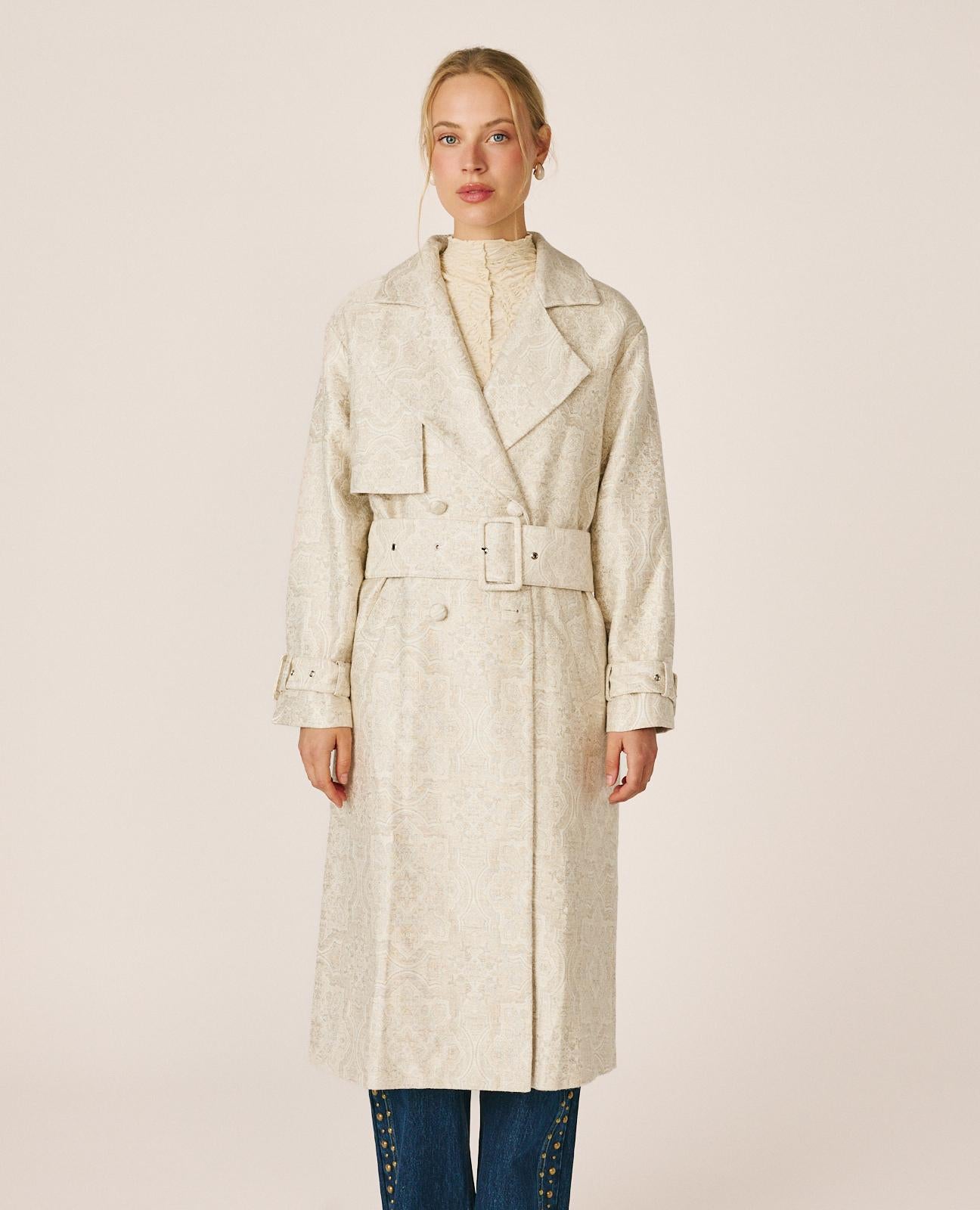 alma-en-pena-long-wrap-around-trenchcoat-beige-doppelreihig-lang image 1