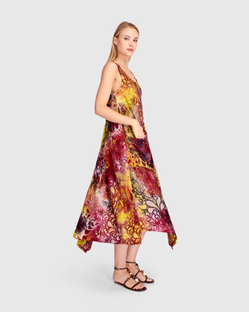 alembika-cascade-tank-kleid-raspberry-gold image 4