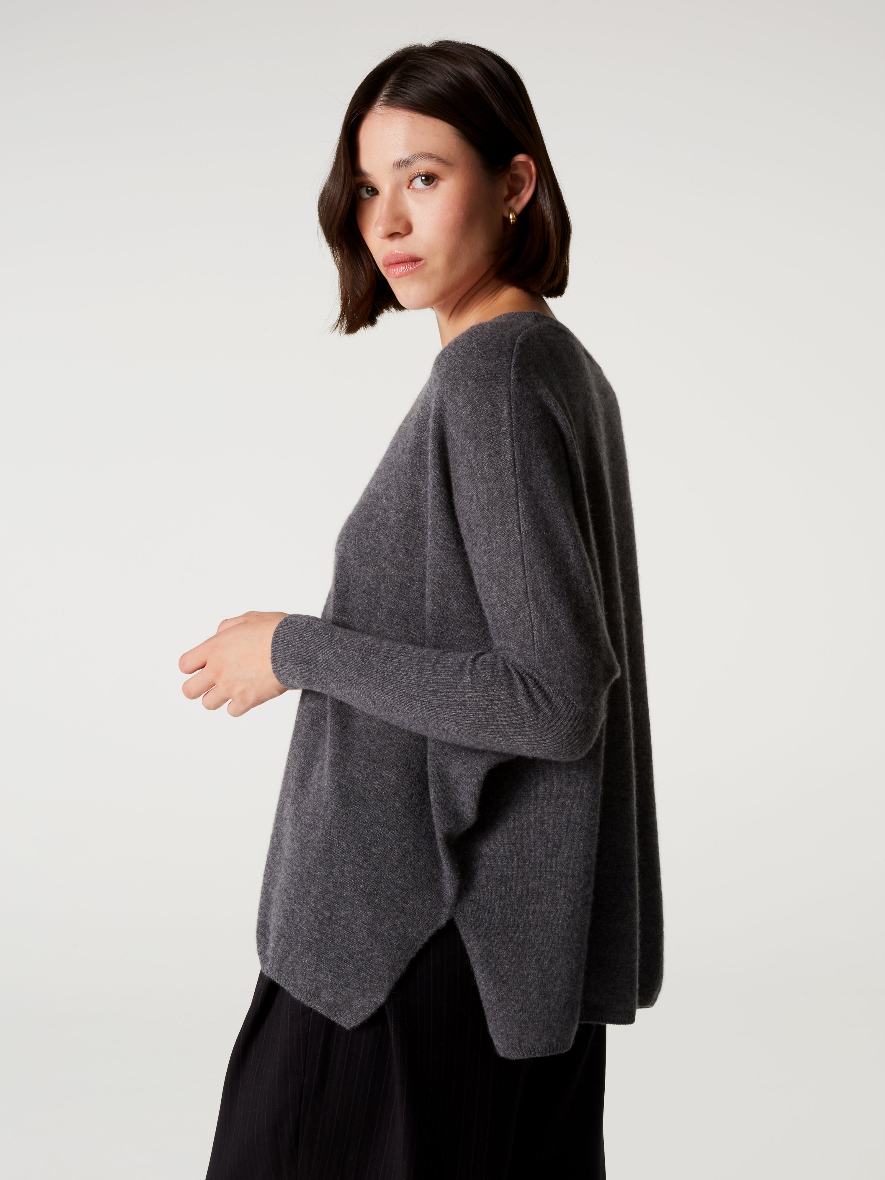 absolut-alison-cardigan-poncho-kaschmir-damen-grau-knopfleiste image 3