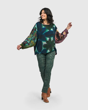 alembika-cassandra-shirt-at603c-bluse-mit-print-in-cornflower image 5
