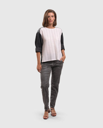 alembika-mix-stripe-keyhole-top-white-leinentop image 7