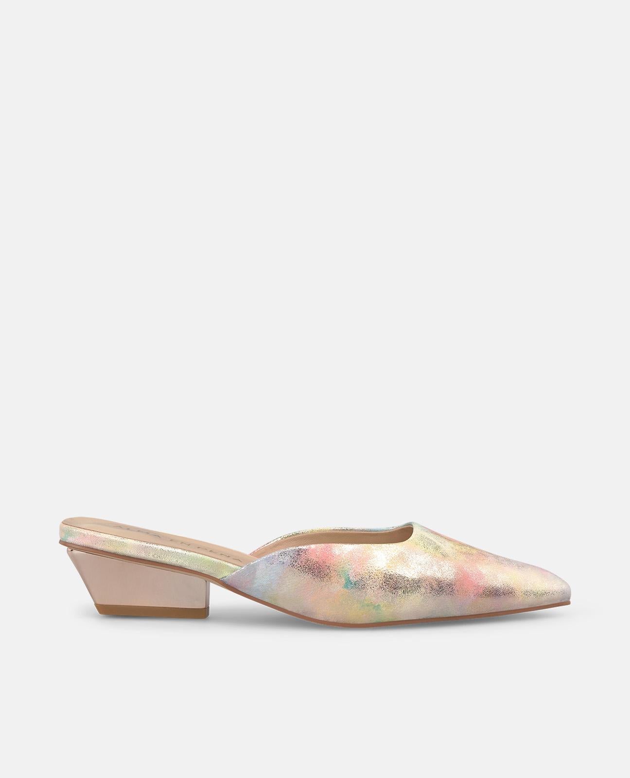 alma-en-pena-metallic-mule-pantolette-loafer-rosa-flach image 1