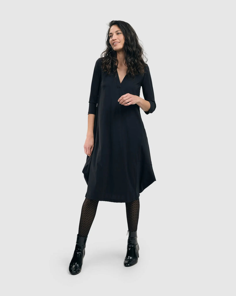 alembika-tekbika-popover-kleid-floral image 1