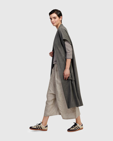 alembika-urban-berlin-duster-jacke-grau-rmellose-midikappe-uj928g image 5