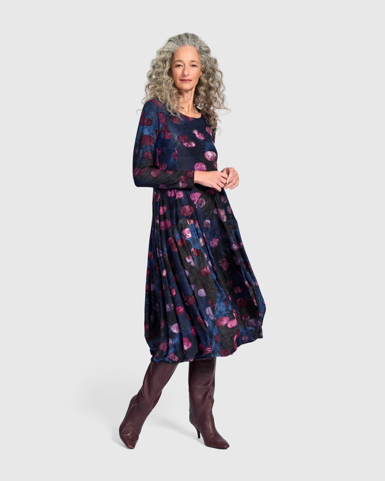 alembika-calliope-crew-cocoon-kleid-midnight-wine image 6