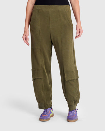 alembika-urban-cargo-sweatpants-olive image 3