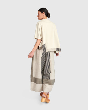 alembika-urban-on-my-mind-boxy-top-shirt-creme image 4