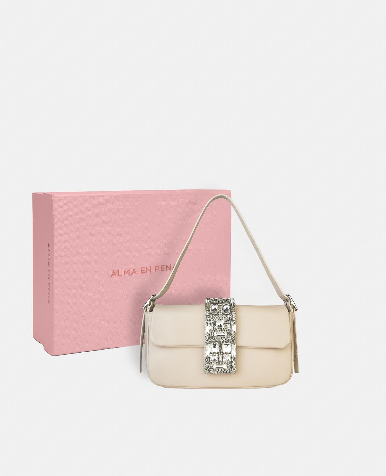 alma-en-pena-clutch-grau-leder-strass-verschluss image 5