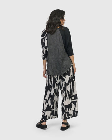 alembika-algorithm-relaxed-tee-mono image 7