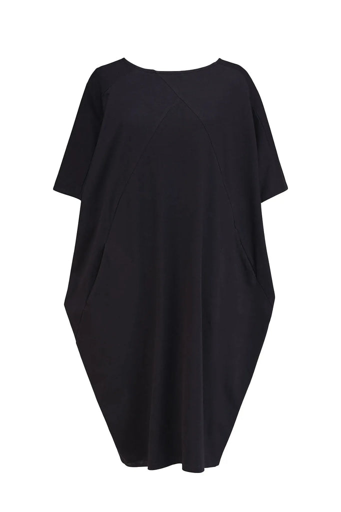alembika-raglan-cocoon-kleid-schwarz image 1