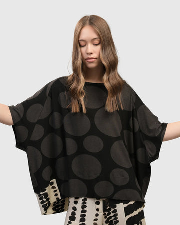 alembika-nomad-oversized-top-st636b-braunes-print-top-boxy image 4
