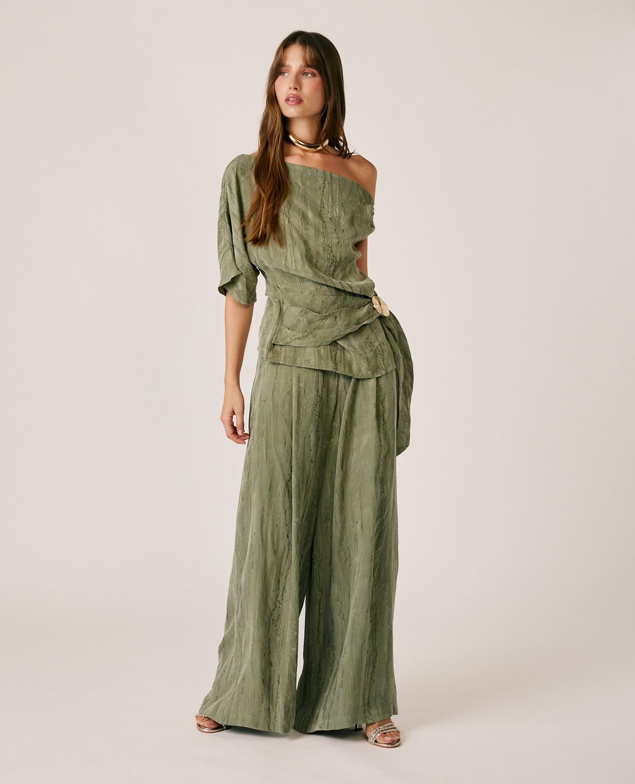 alma-en-pena-jacquard-hose-wide-leg-high-waist-in-khaki image 1