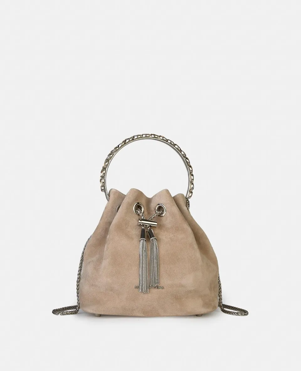 alma-en-pena-alfa-62195-bowler-bag-vison-leder-mit-anh-nger-und-kette image 1
