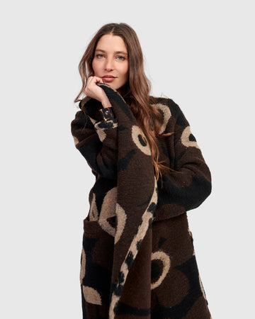 alembika-jamboree-cozy-draped-mantel-floral image 2