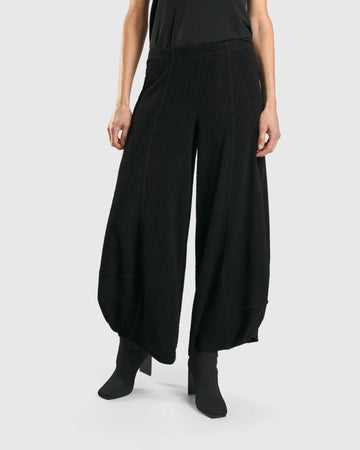 alembika-jacquard-punto-hose-black-drapierte-puff-hose image 3