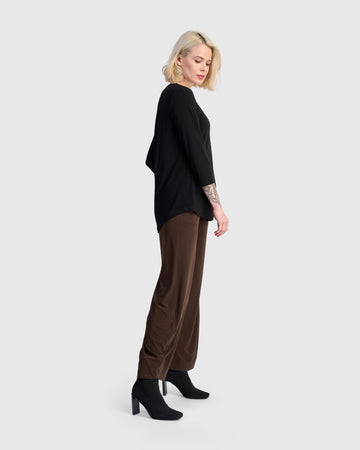 alembika-essential-slinky-crew-top-damen-shirt-schwarz image 4