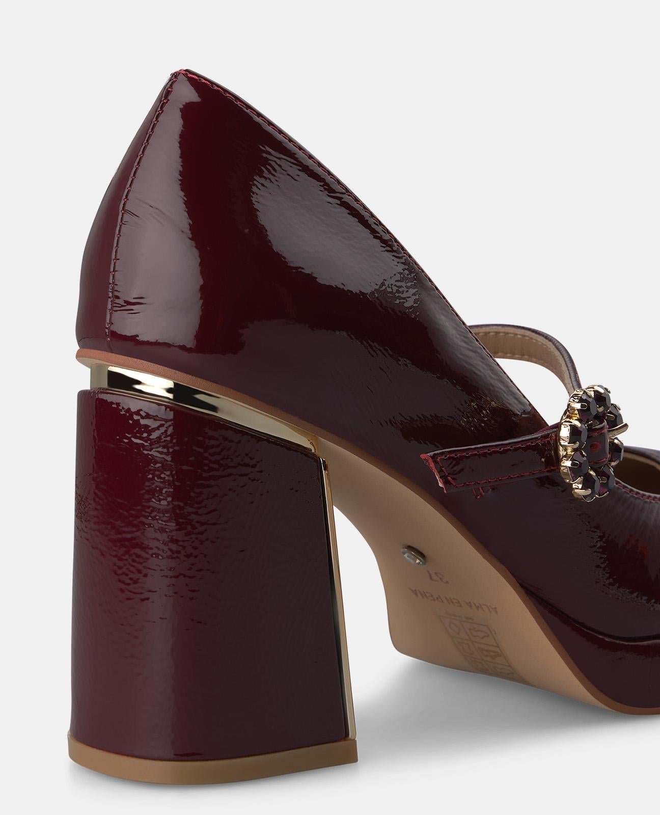 alma-en-pena-lack-pumps-mit-plateau-bordeaux-eckige-zehenpartie-8-5-cm-blockabsa image 4