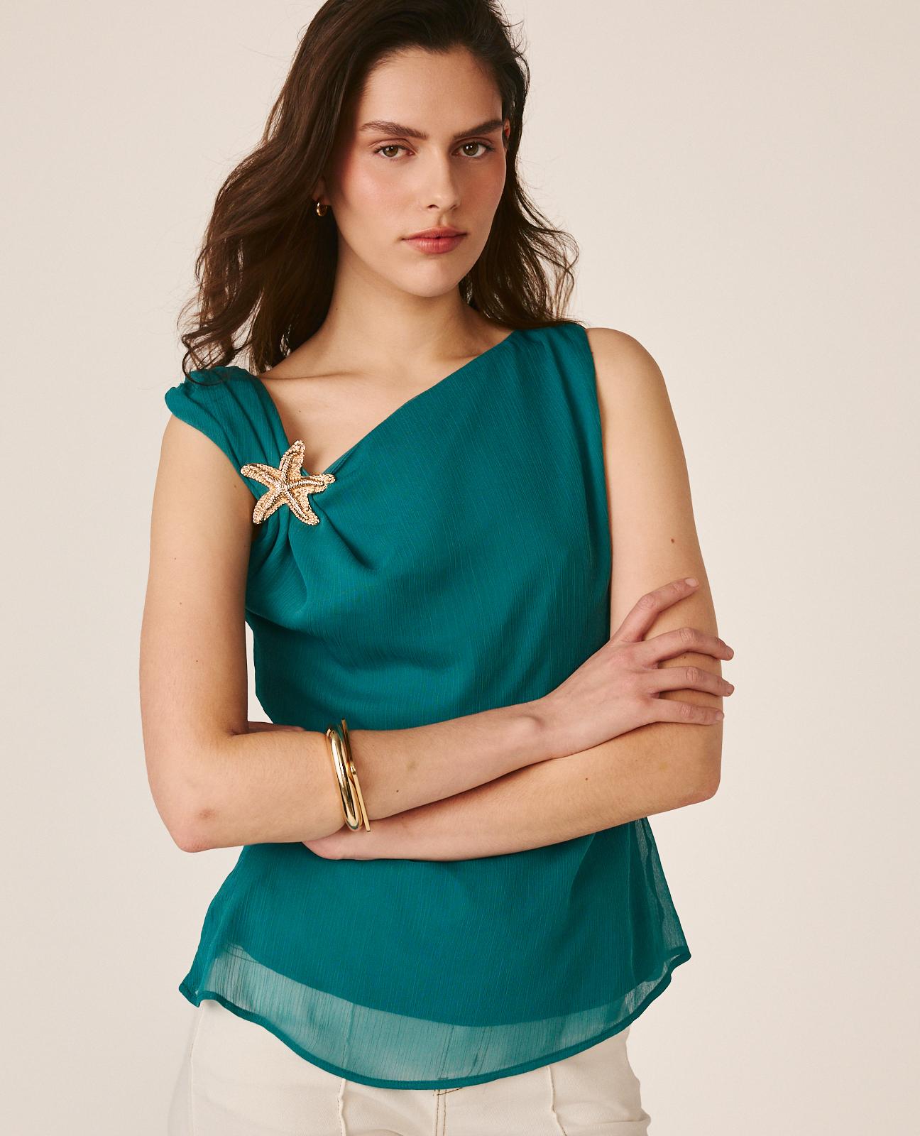 alma-en-pena-asymmetrisches-top-mit-seestern-spange-blau image 3
