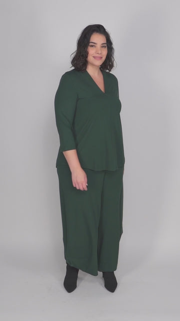 alembika-essential-v-neck-top-gr-n image 7
