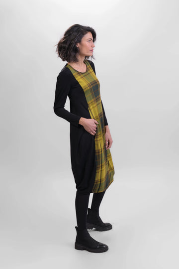 alembika-plaid-cocoon-dress-karo image 3