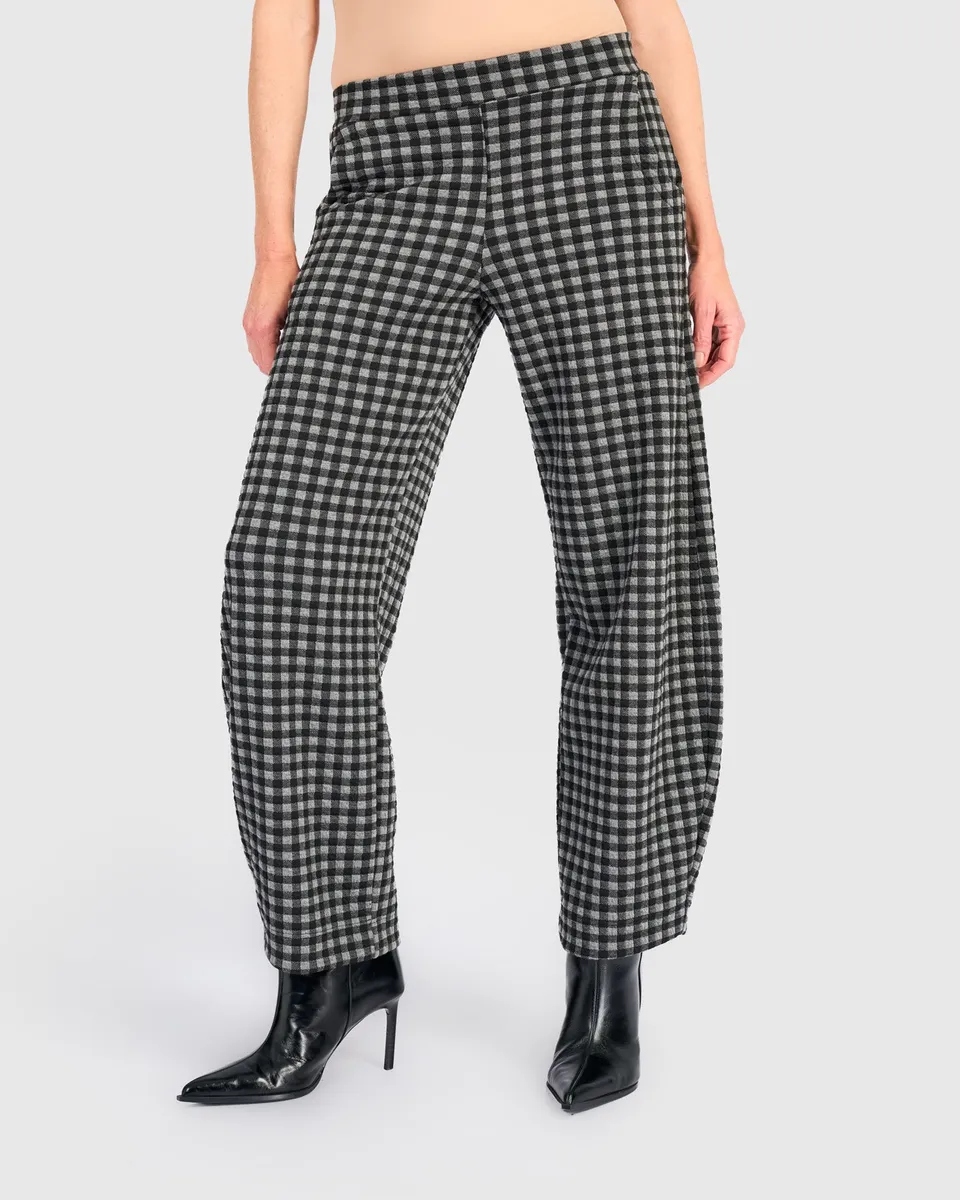alembika-command-slim-barrel-pant-graphite-check-stretchhose image 1