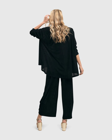 alembika-liv-draped-trapeze-top-black-grid-a-linien-bluse image 6