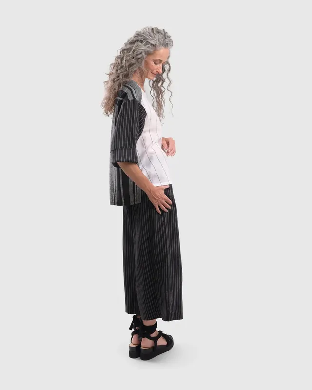 alembika-mix-stripe-keyhole-top-white-leinentop image 1
