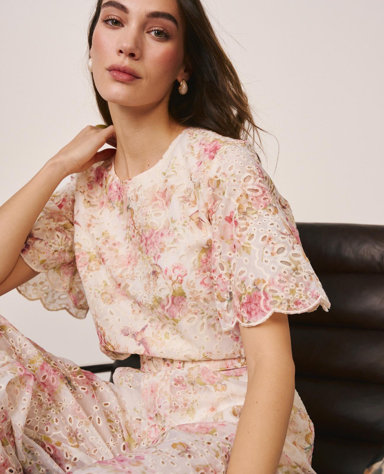alma-en-pena-floral-stickerei-top-rosa image 3